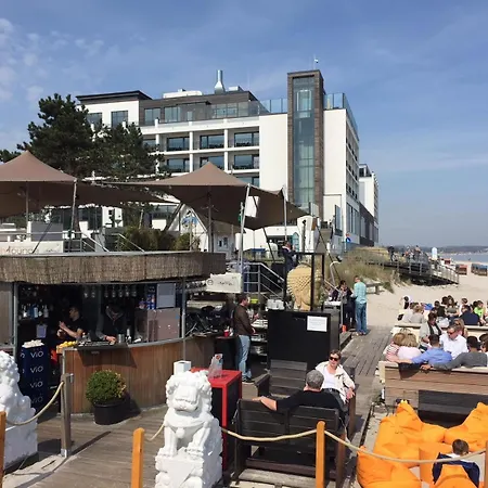 H3 14 - Hanseat - Seeblick Und Außenschwimmbad Apartment *