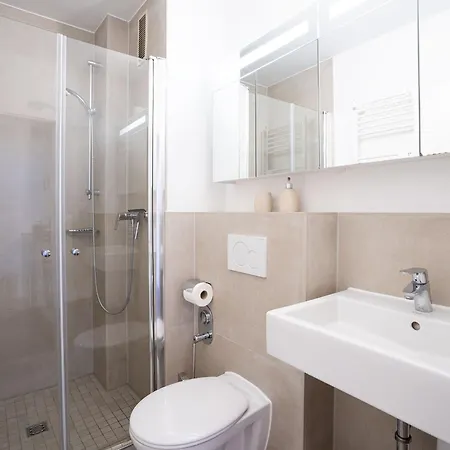 H3 14 - Hanseat - Seeblick Und Außenschwimmbad *